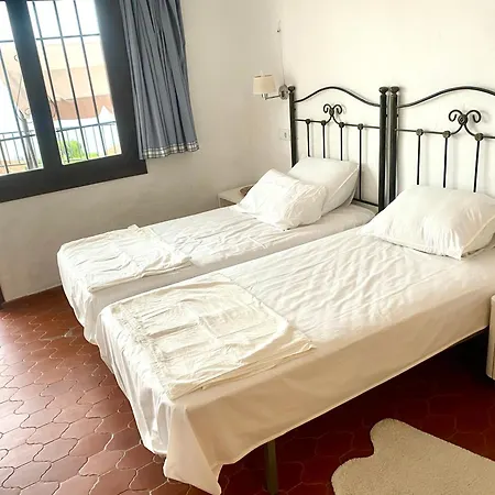 Сasa de vacaciones Casa Aura28 *